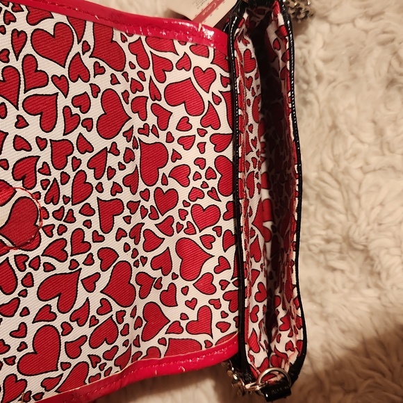 Brighton.  Media case micro purse.  Valentine heart stud. Crossbody NWT - Picture 3 of 6